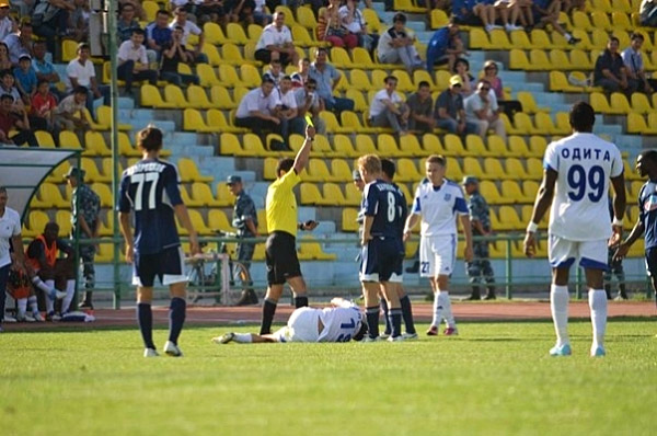 На матче между ФК Тараз и Ордабасы в Таразе