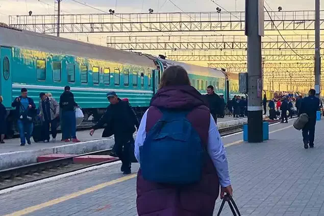 Прибывающих на станцию Жамбыл пассажиров будут развозить по домам