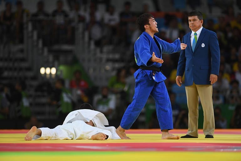 Елдос Сметов стал бронзовым призёром чемпионата мира в Токио