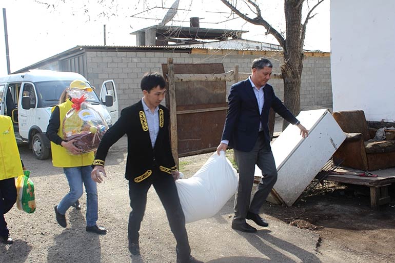 «Наурыз challenge» организовали партийцы в Таразе «Наурыз challenge» организовали партийцы в Таразе
