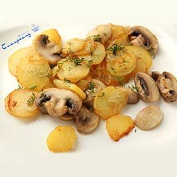 Картофель жаренный с грибами