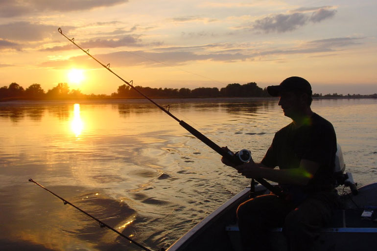 Слет любителей спортивной рыбалки устроили в Жамбылской области