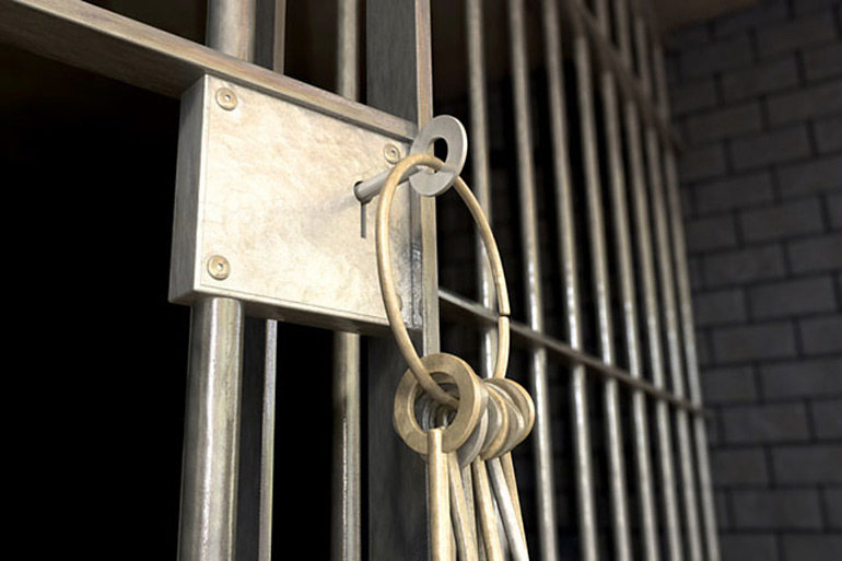 Освобождён приговорённый к 15 годам за поножовщину экс-полковник полиции в Таразе
