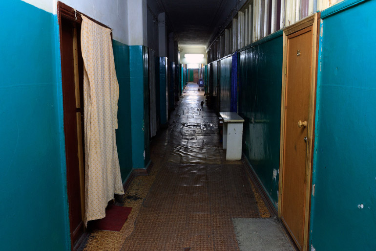 В Таразе жители общежития не хотят платить за ремонт, которого не было