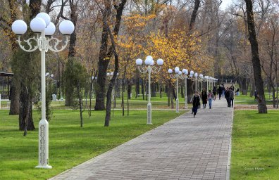 Тараз парк. Тараз парк Победы. Тараз парк Рыскулбекова. Женис парк в Таразе. Набережная города Тараз.