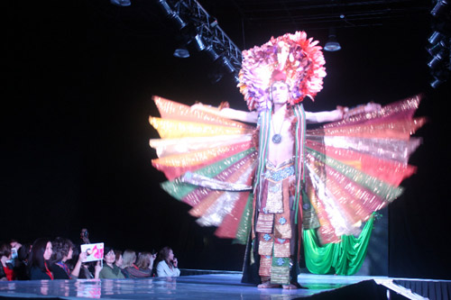 На международном фестивале моды Аспара в Таразе