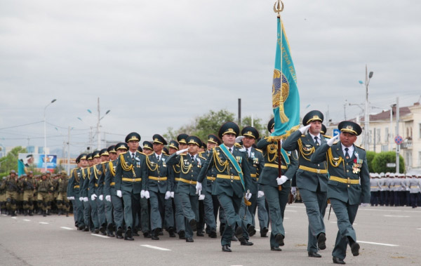 Парад Победы 2015 в Таразе