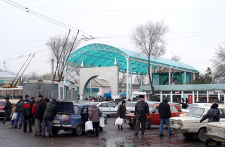 Пагода в таразе. Тараз Джамбул базар. Тараз рынок Шахристан. Зеленый базар Джамбул. Зеленый базар Тараз.